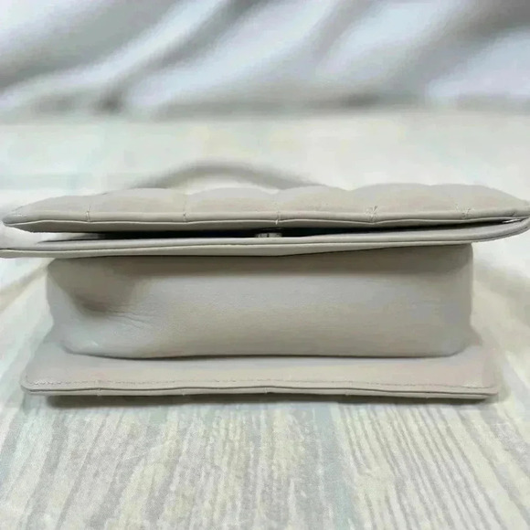 H&M Stella Crossbody shoulder bag purse quilted beige snap classic blogger fav - Picture 5 of 10